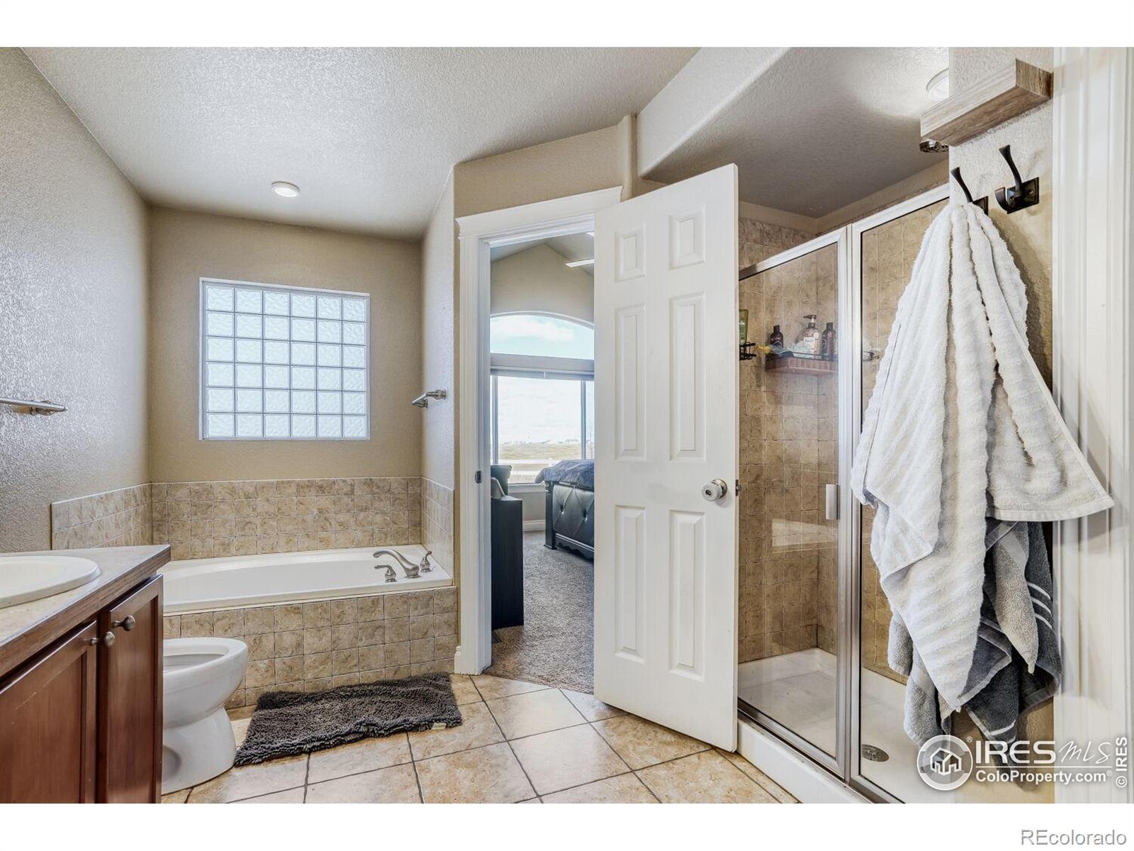 2213 Saddle Back Court