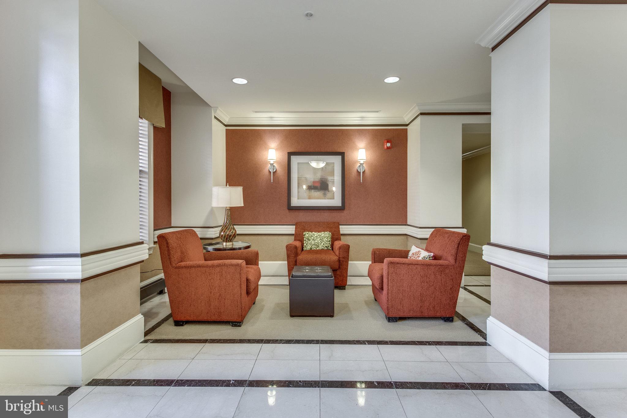 400 Cameron Station Blvd #325