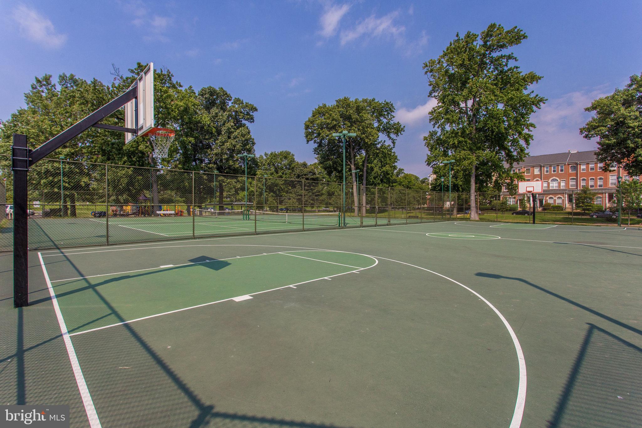 400 Cameron Station Blvd #325