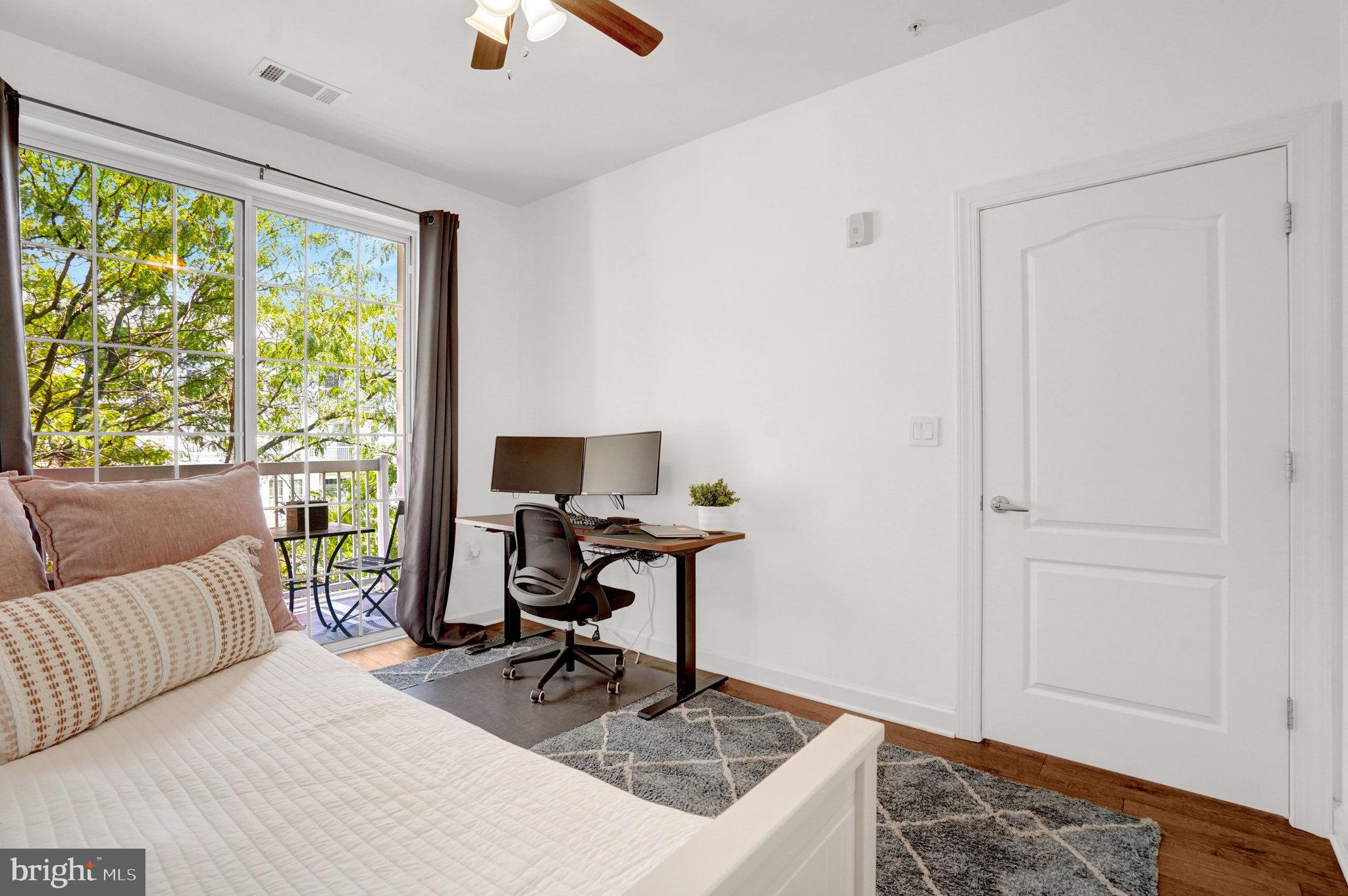 400 Cameron Station Blvd #325