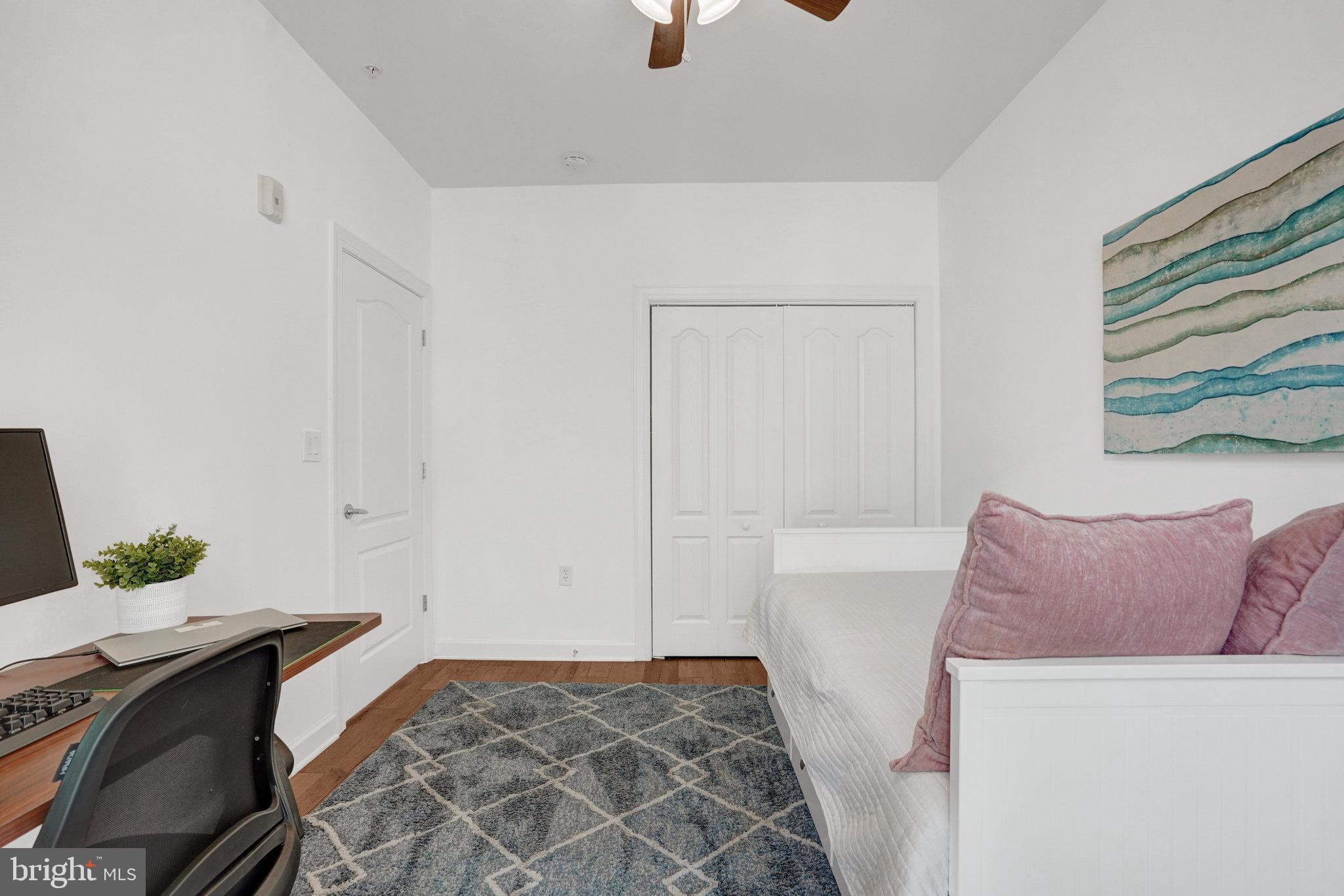 400 Cameron Station Blvd #325