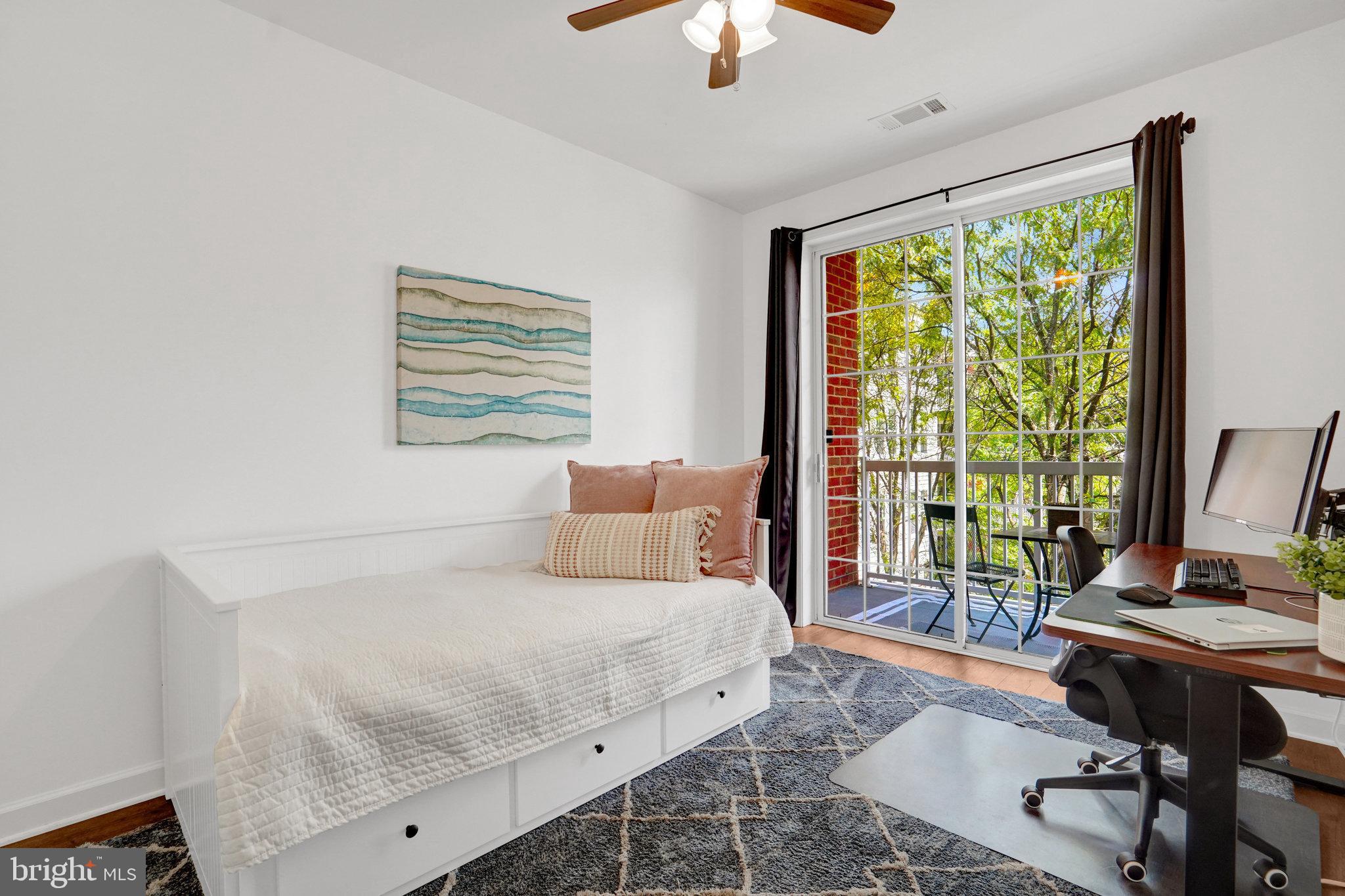 400 Cameron Station Blvd #325