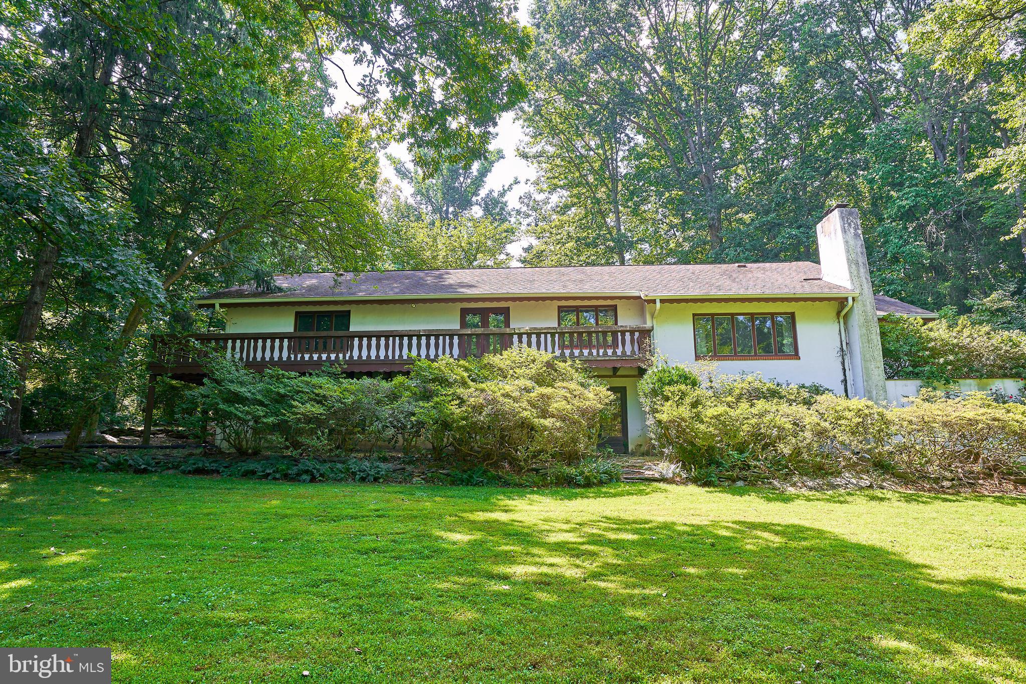 9327 Campbell Rd
