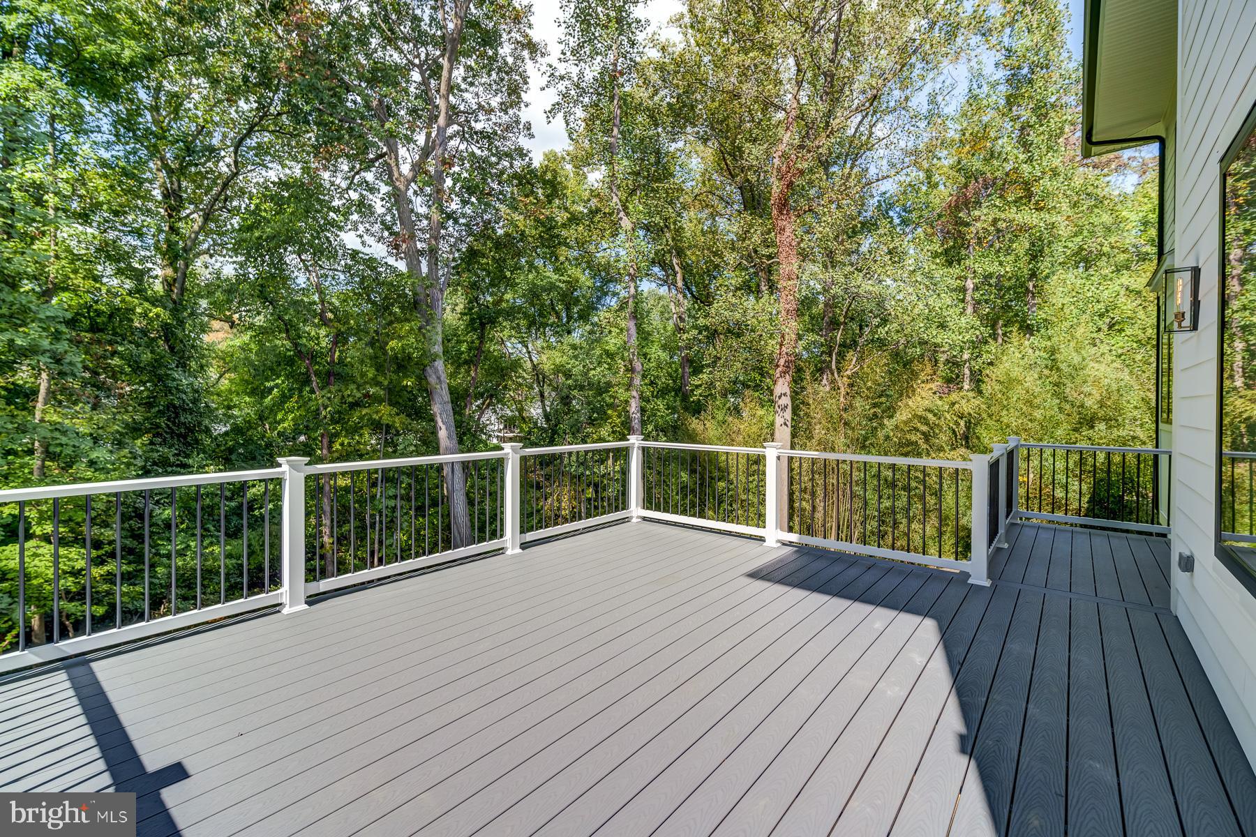 1205 Ross Dr SW
