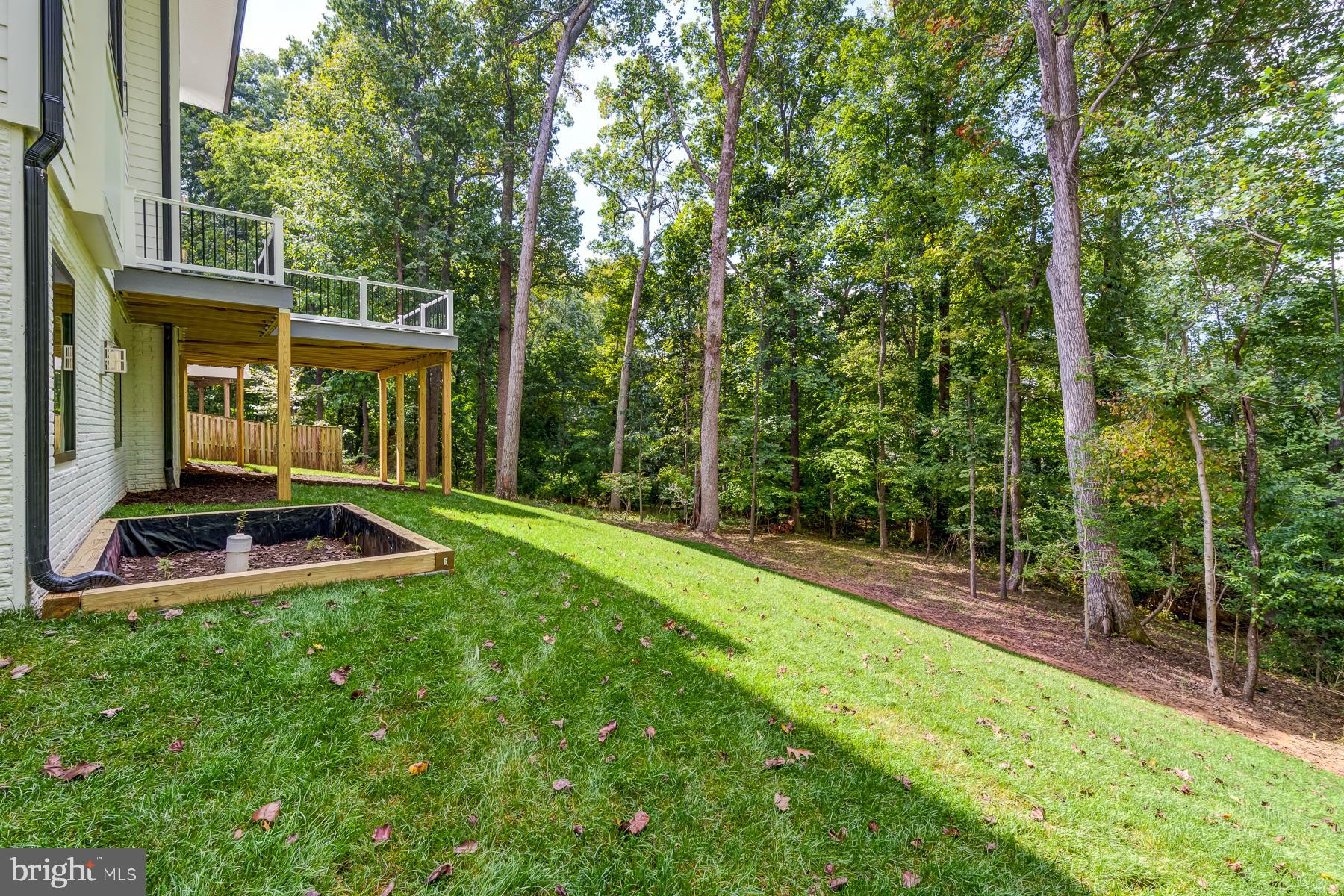 1205 Ross Dr SW
