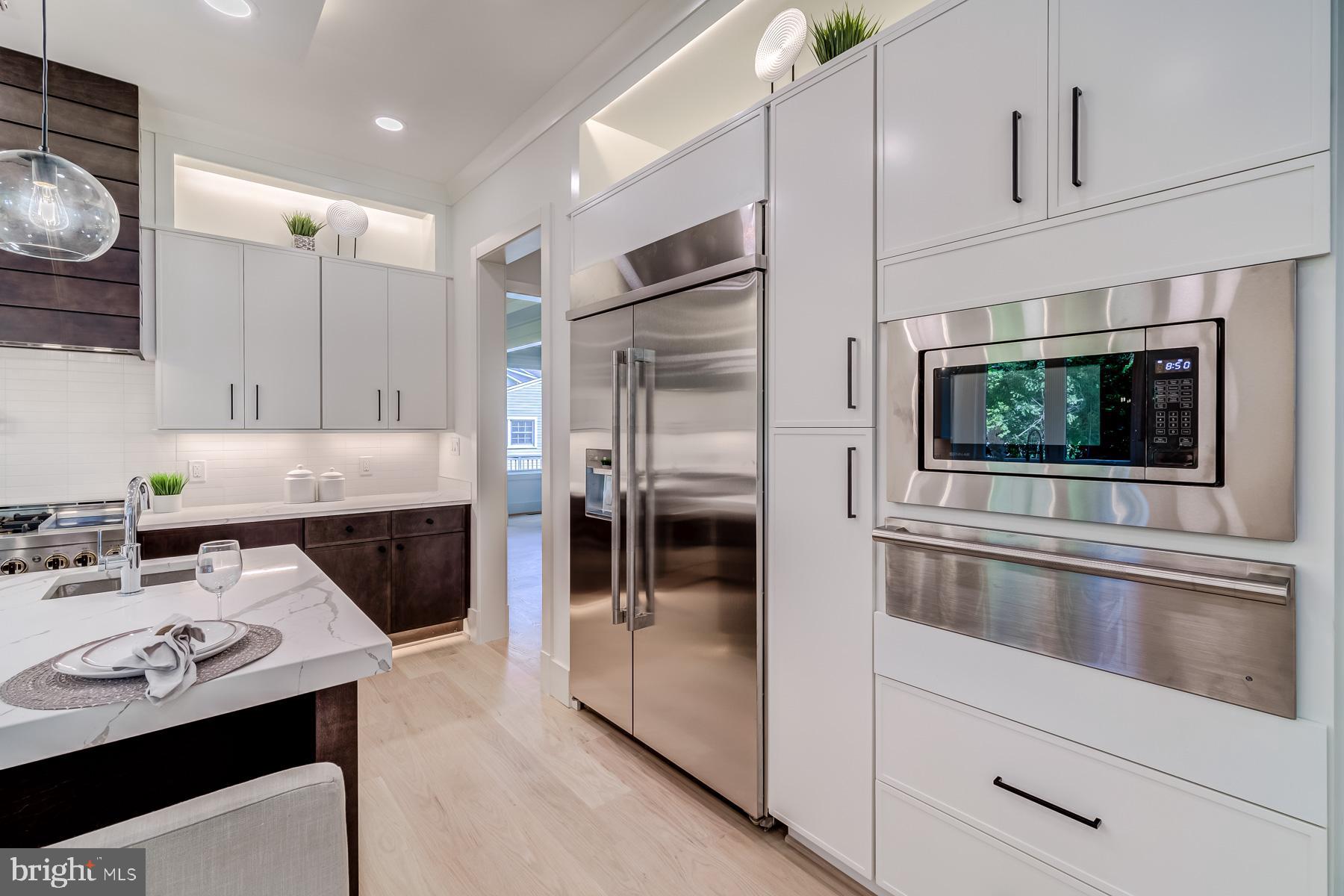 1205 Ross Dr SW
