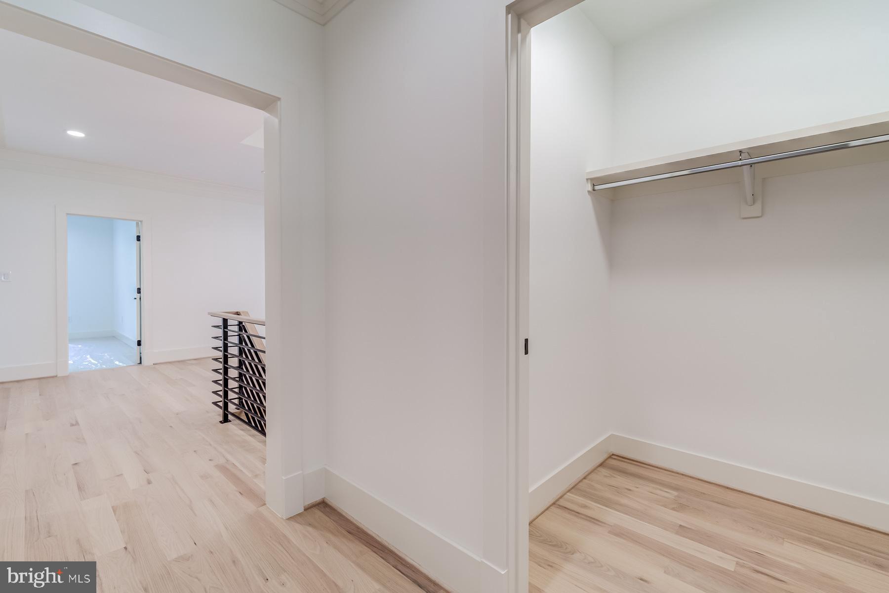 1205 Ross Dr SW