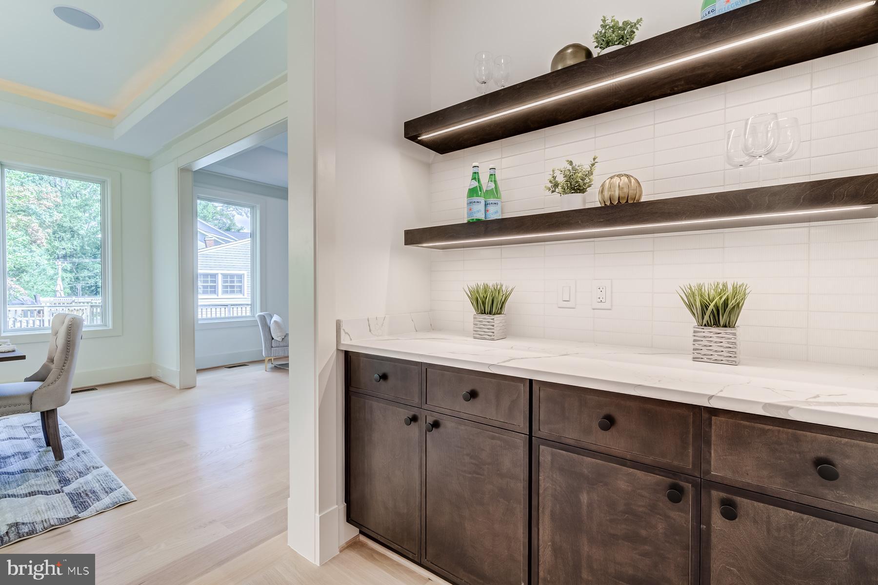 1205 Ross Dr SW