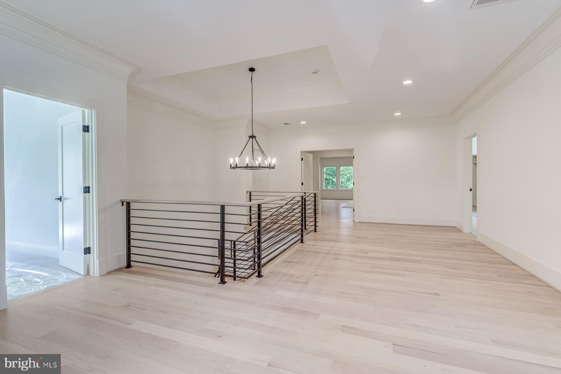 1205 Ross Dr SW