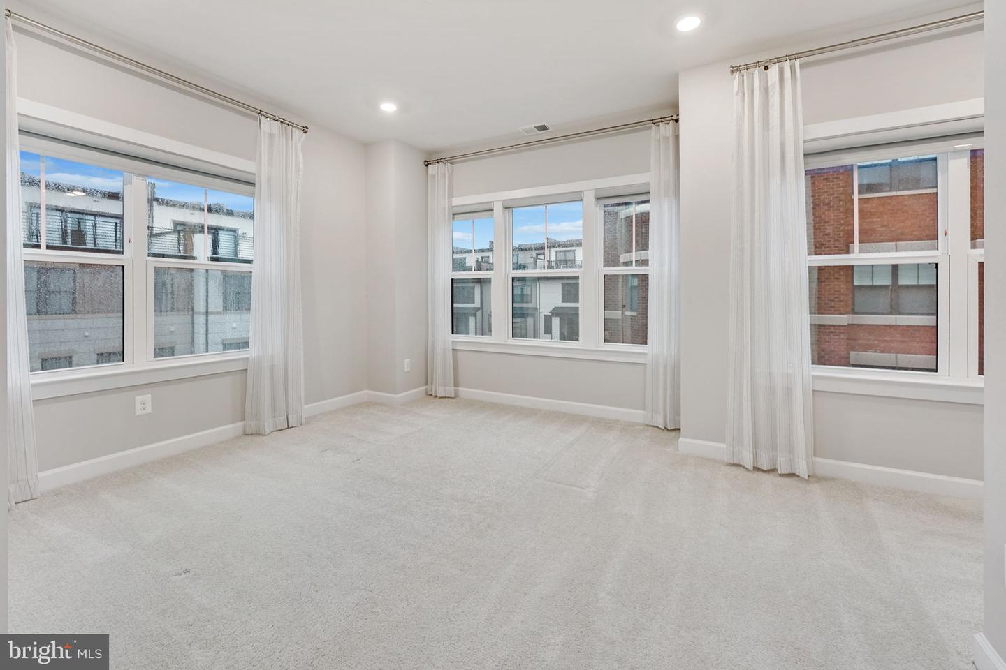 116 Market Sq NW #21
