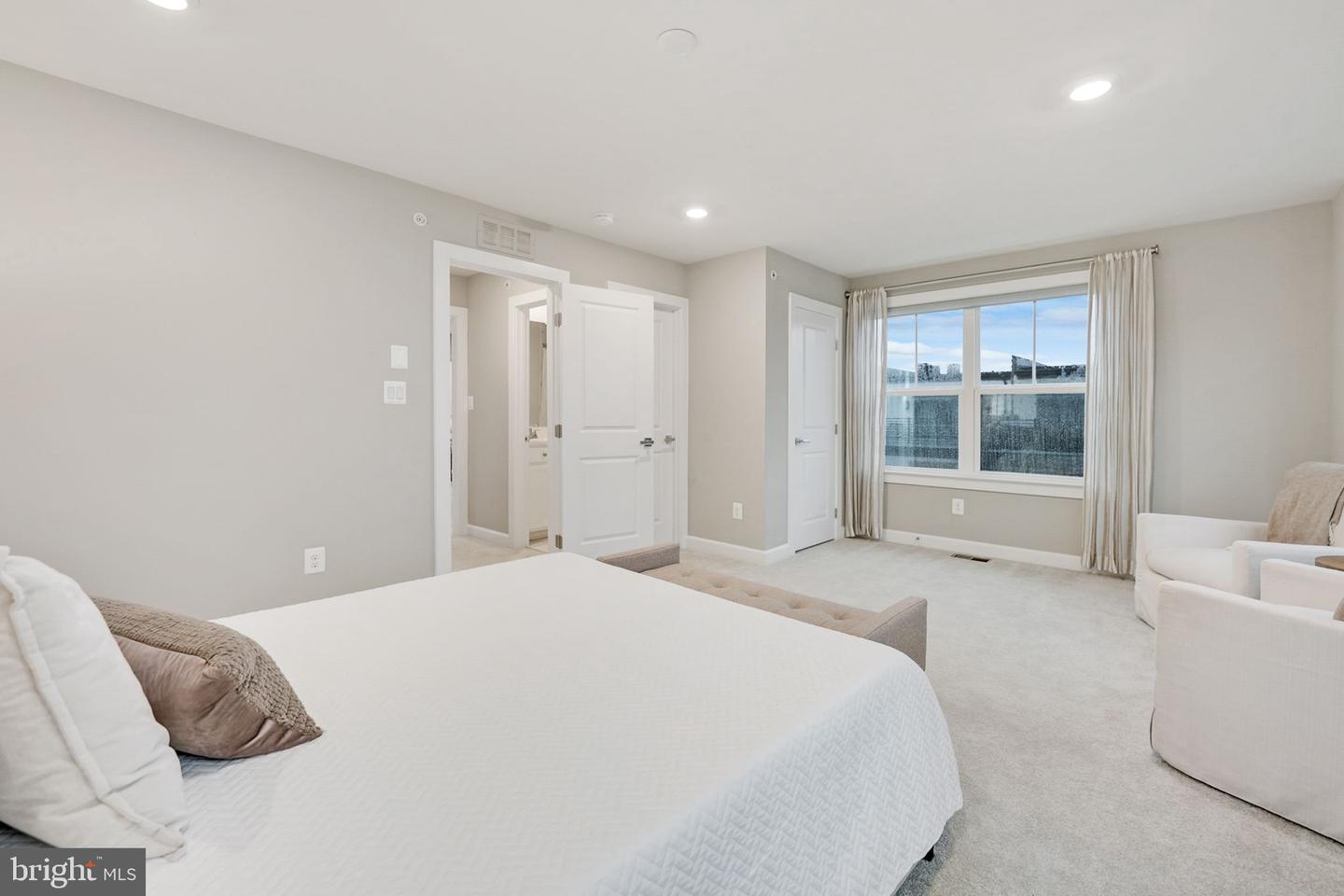 116 Market Sq NW #21