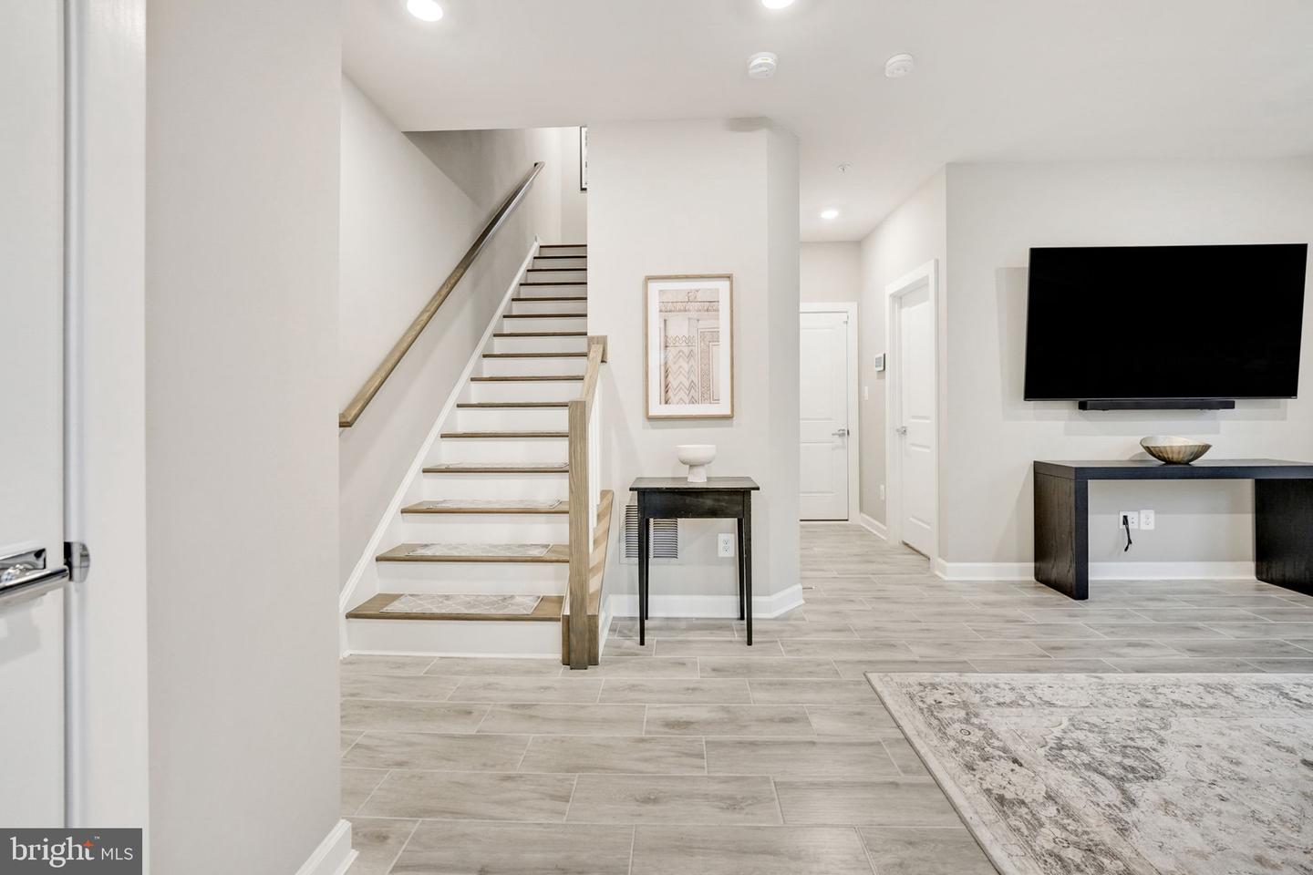 116 Market Sq NW #21