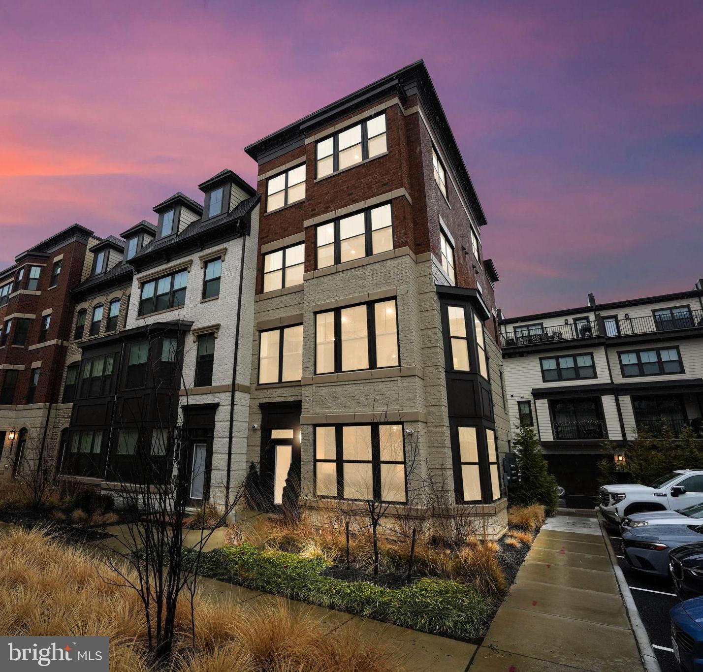 116 Market Sq NW #21