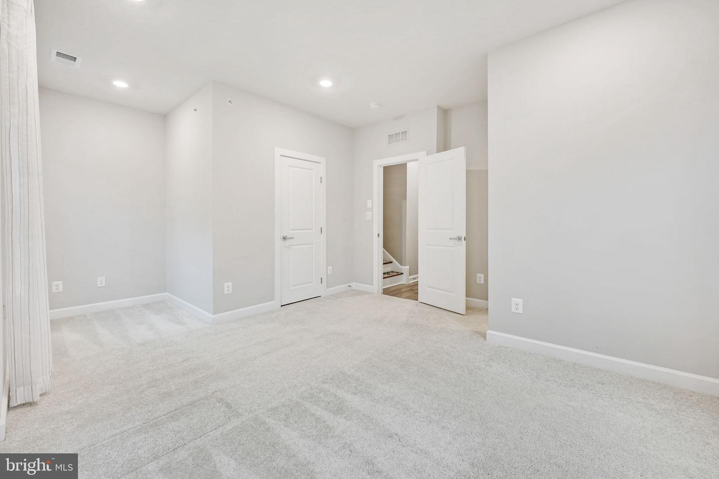 116 Market Sq NW #21