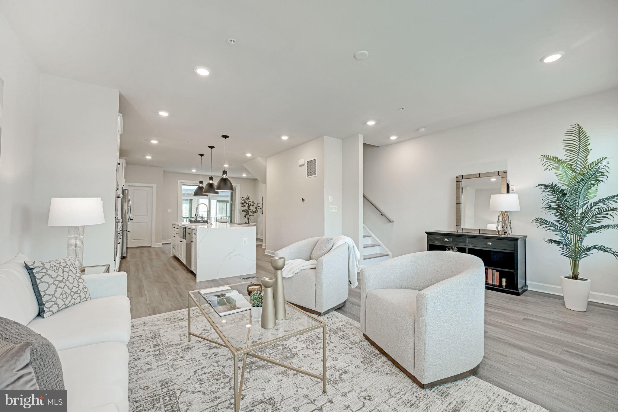 115 Pleasant St NW #5