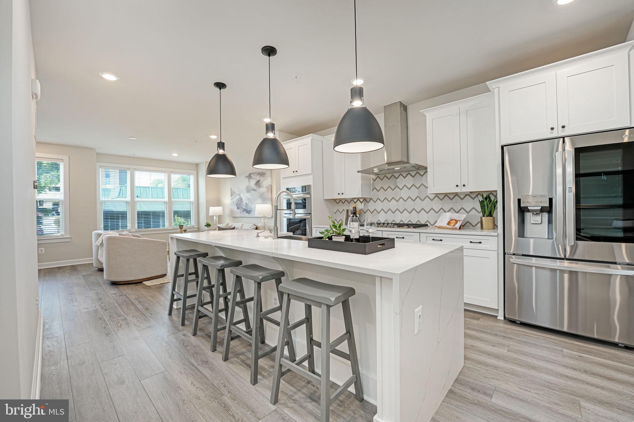 115 Pleasant St NW #5