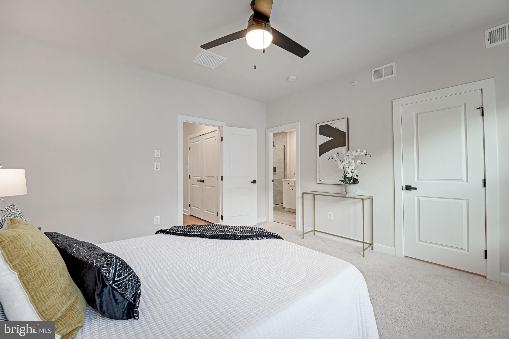115 Pleasant St NW #5