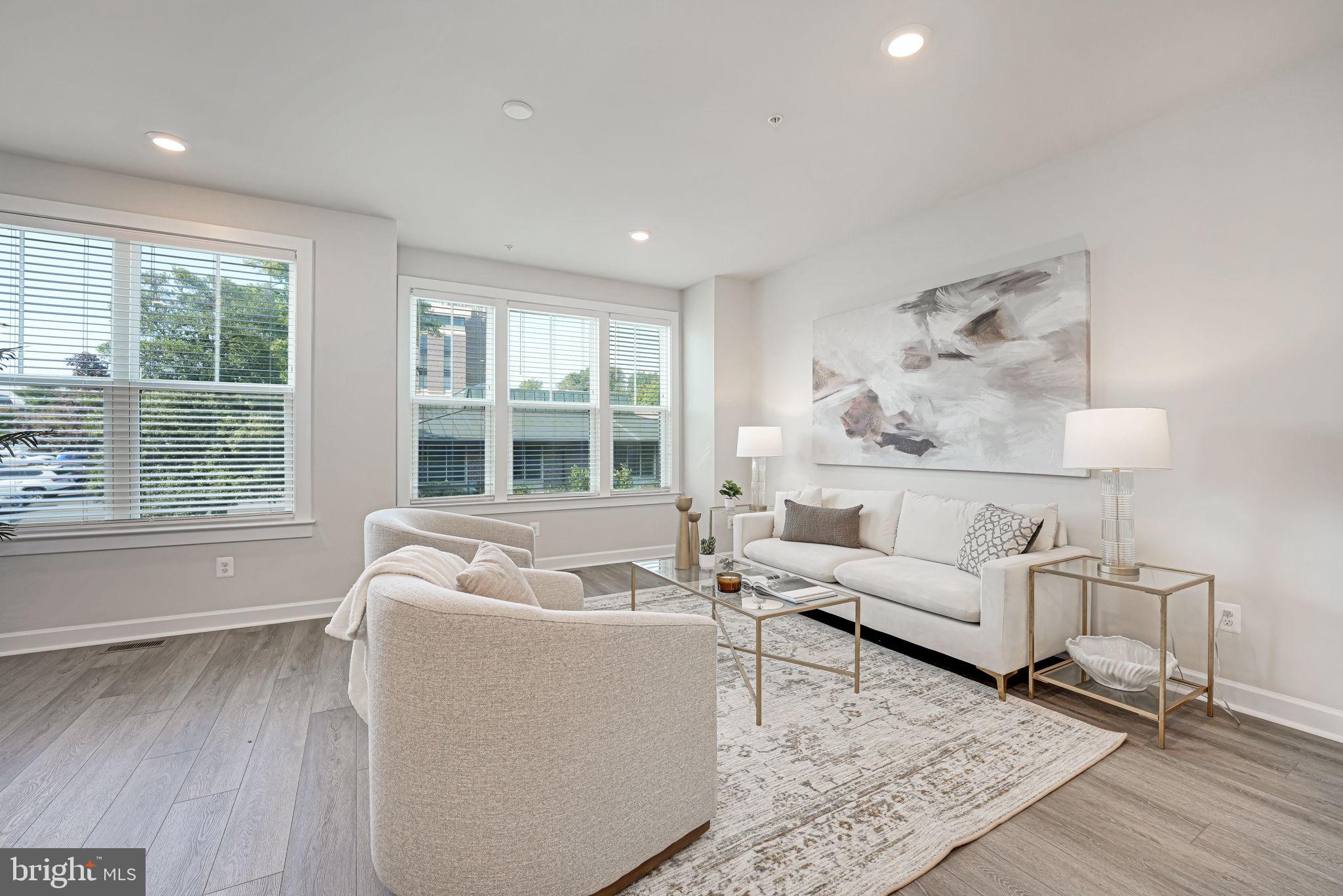 115 Pleasant St NW #5