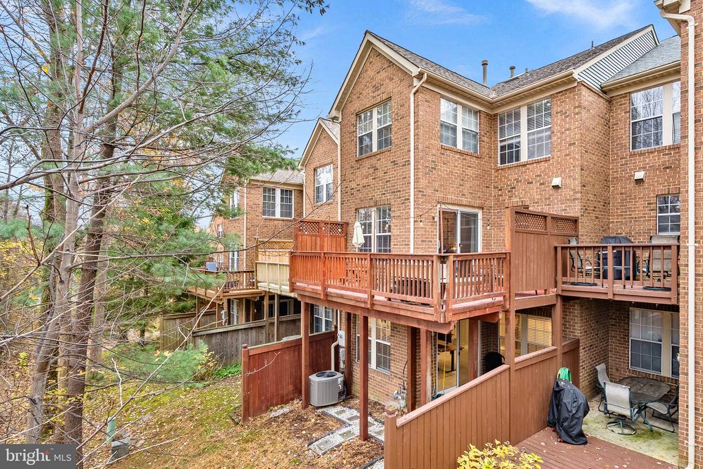 1396 PARK GARDEN LANE