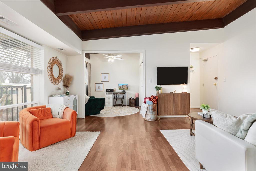 4901 AMERICANA DRIVE 202