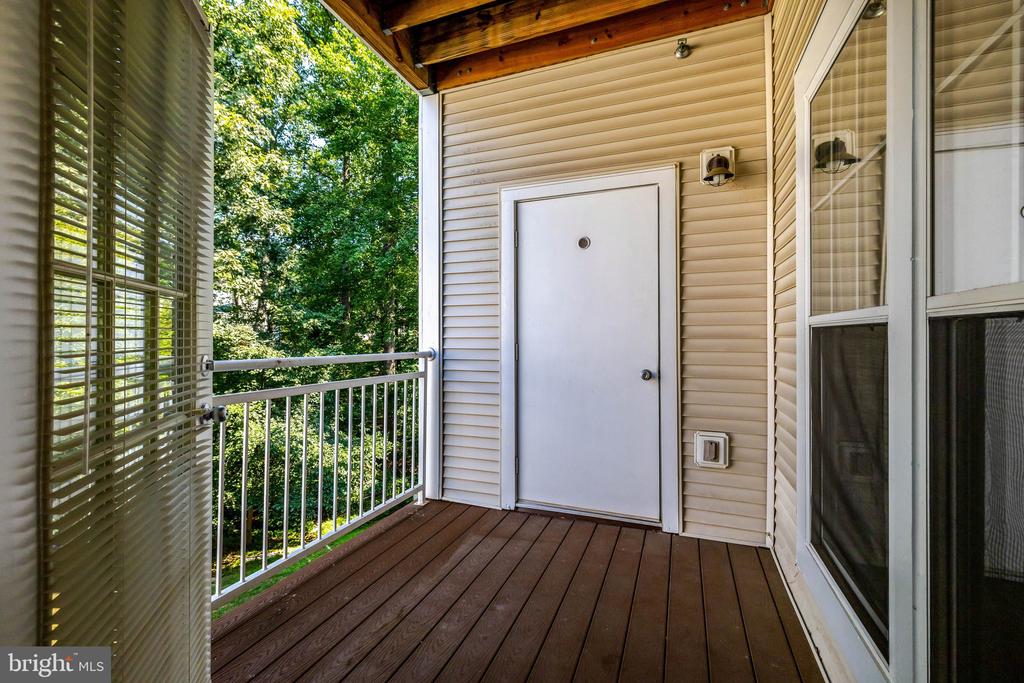 1511 N POINT DRIVE Unit: 203