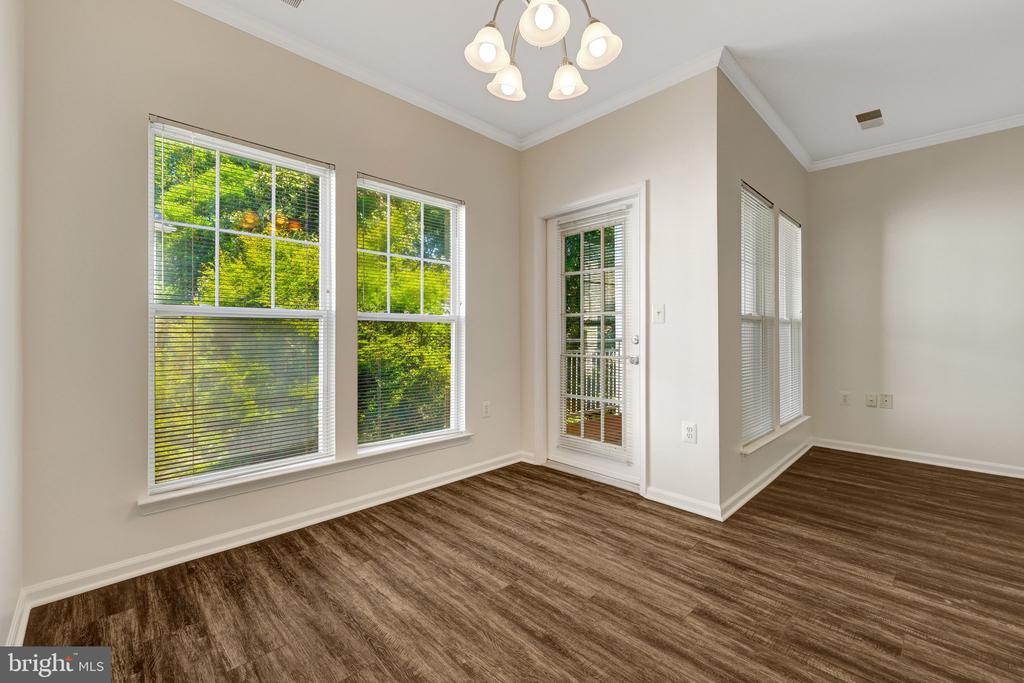 1511 N POINT DRIVE Unit: 203