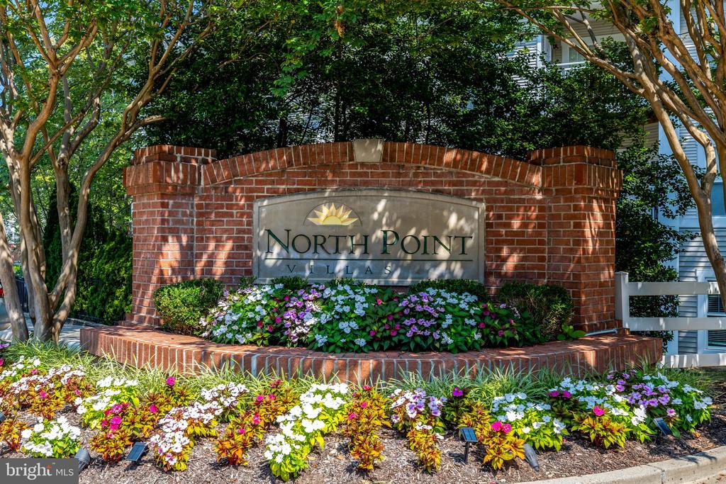 1511 N POINT DRIVE Unit: 203