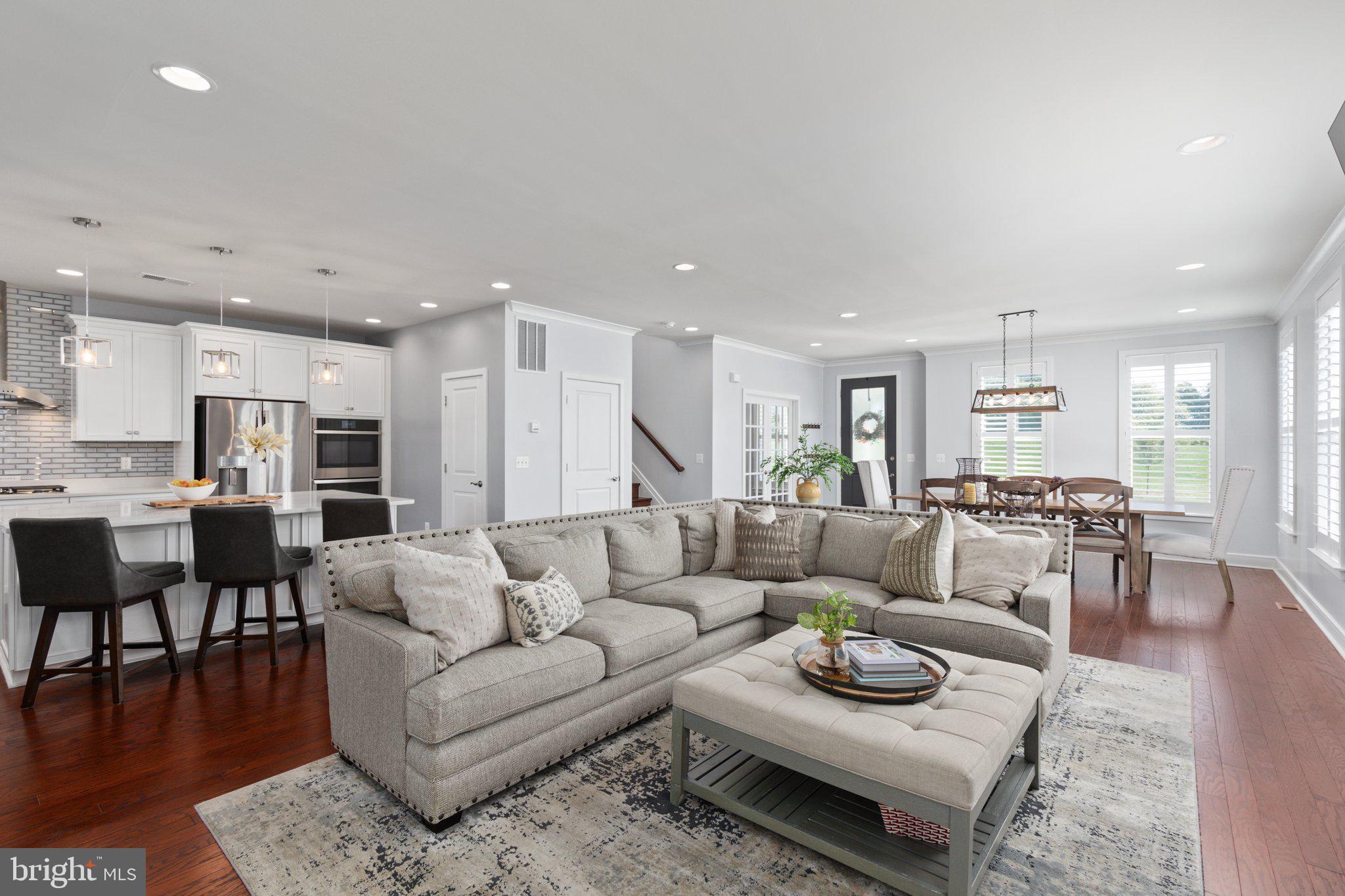 1110 Justinian St SE