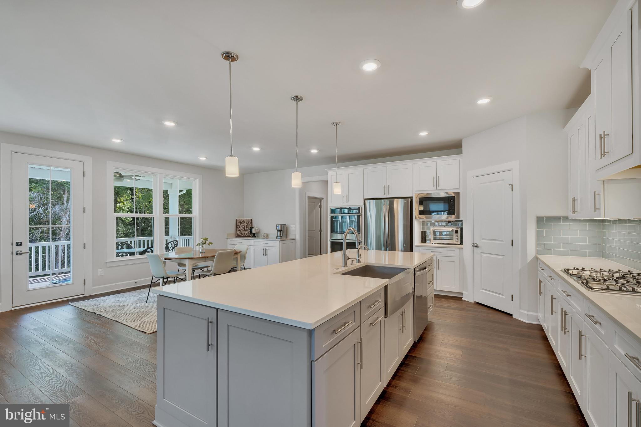 40893 Foxtail Fields Dr