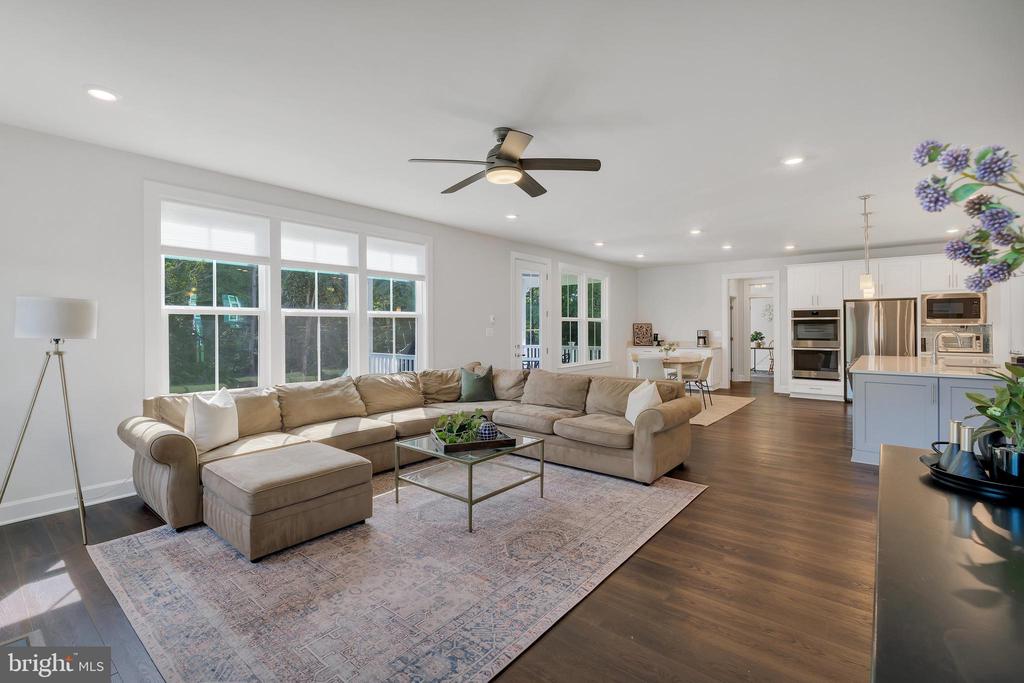 40893 Foxtail Fields Dr