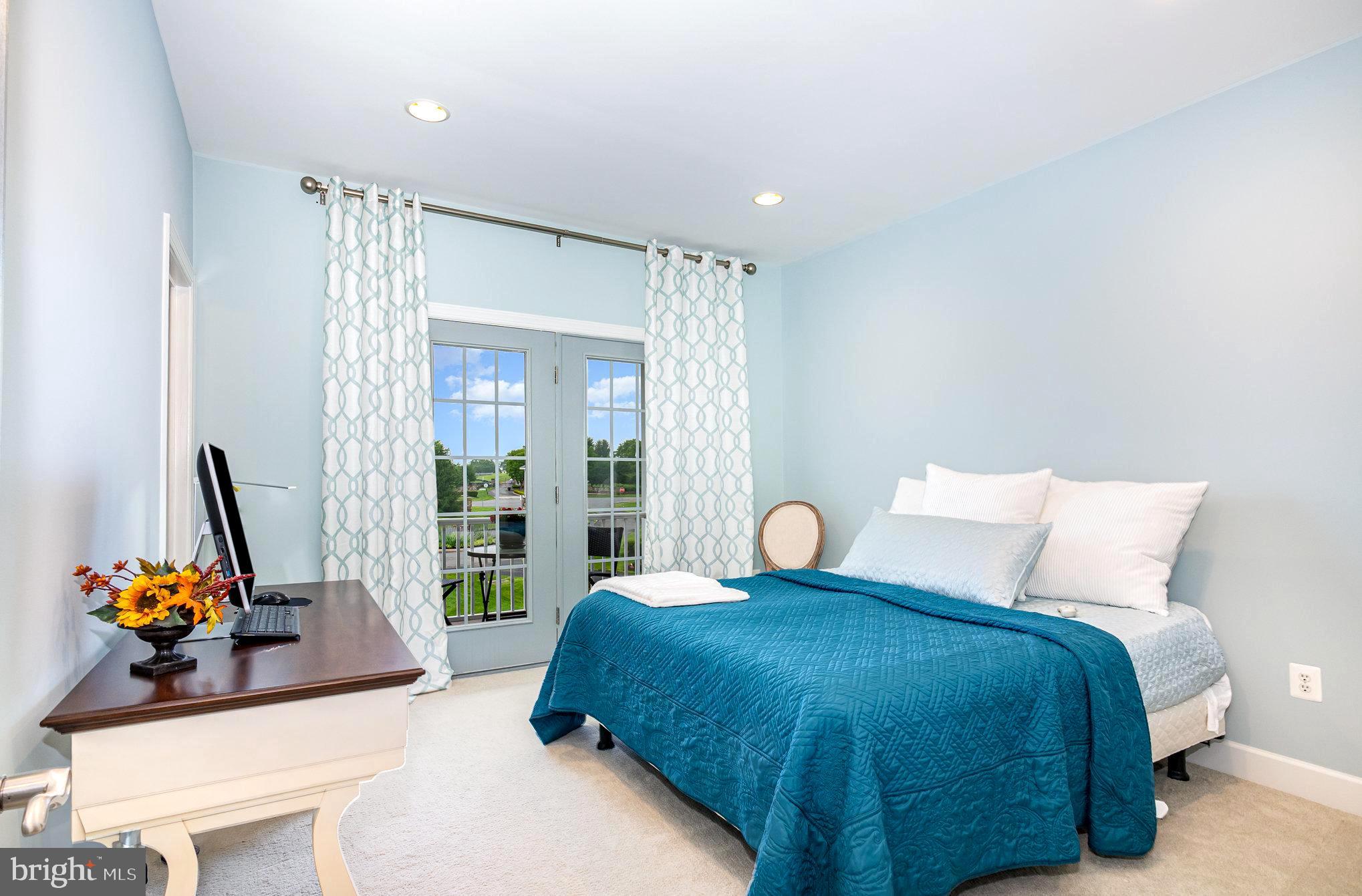 23044 CREIGHTON FARMS DRIVE