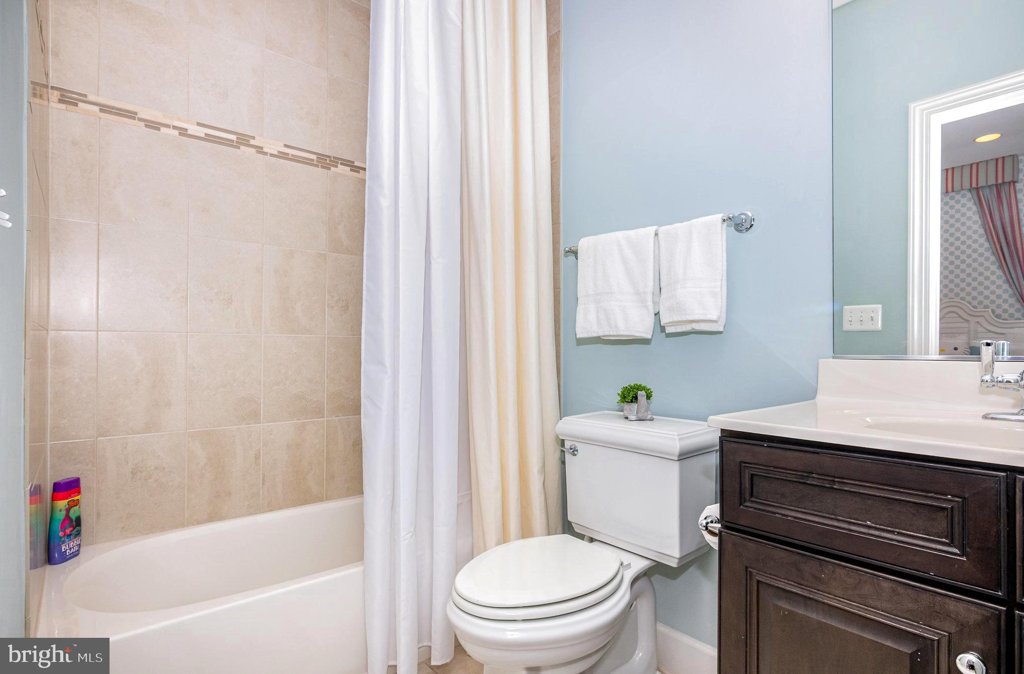 23044 CREIGHTON FARMS DRIVE