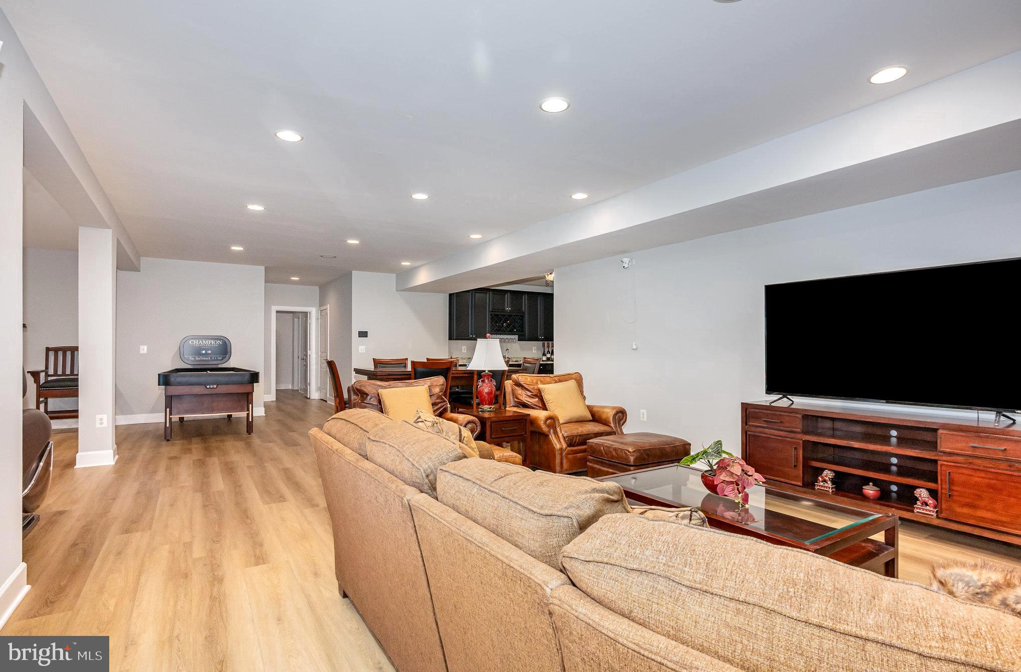 23044 CREIGHTON FARMS DRIVE