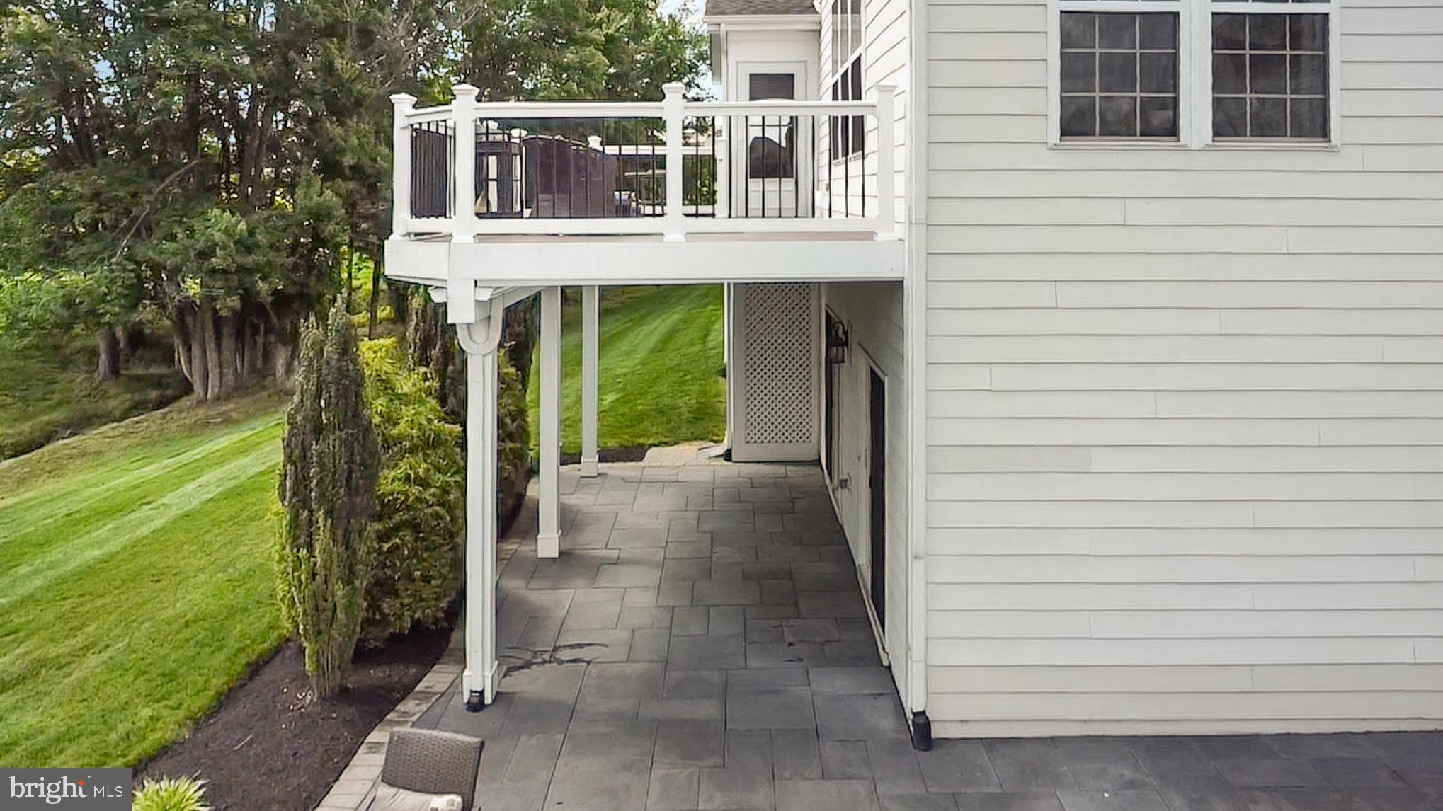 23044 CREIGHTON FARMS DRIVE