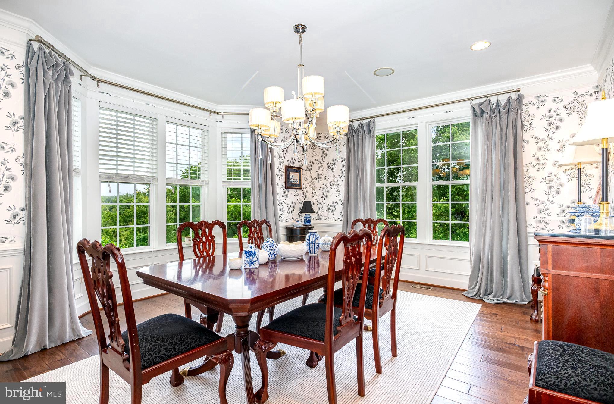 23044 CREIGHTON FARMS DRIVE