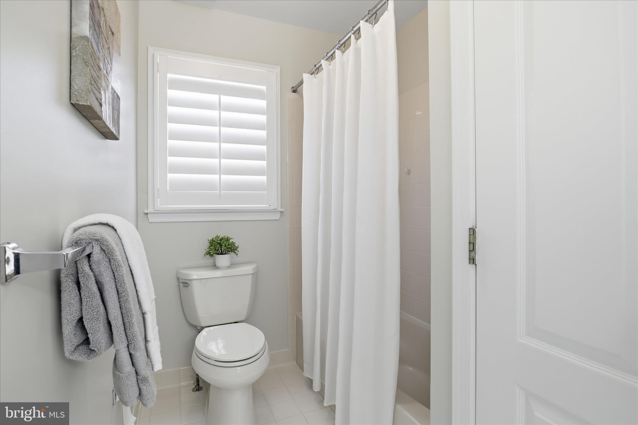 19673 STANFORD HALL PLACE