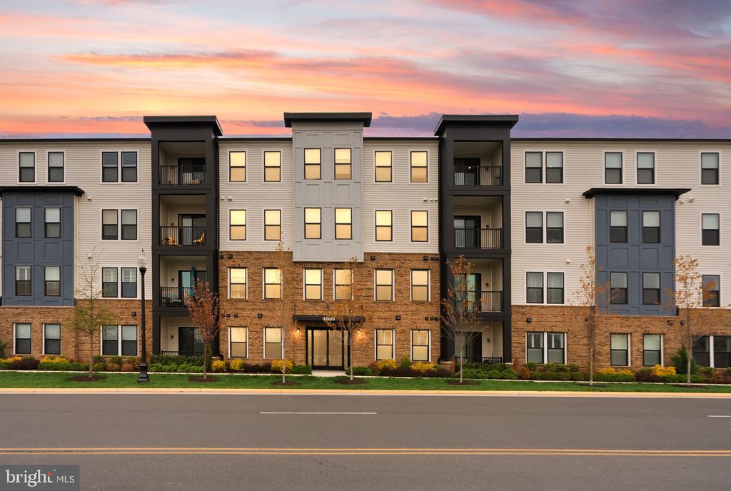 42920 FIREFLY SONATA TERRACE 203