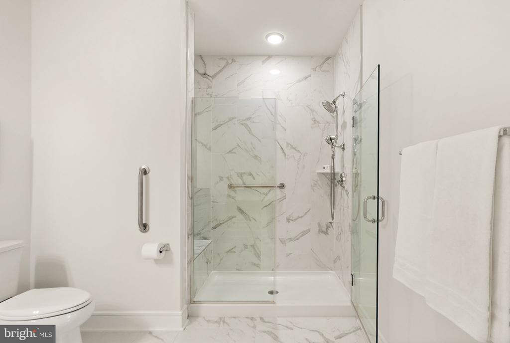 42920 FIREFLY SONATA TERRACE 203