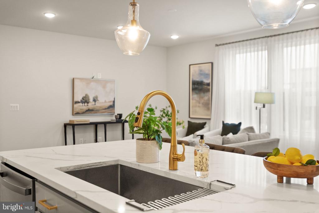 42920 FIREFLY SONATA TERRACE 203