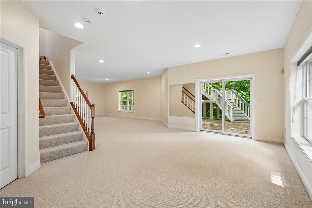 43625 EMERALD DUNES PLACE