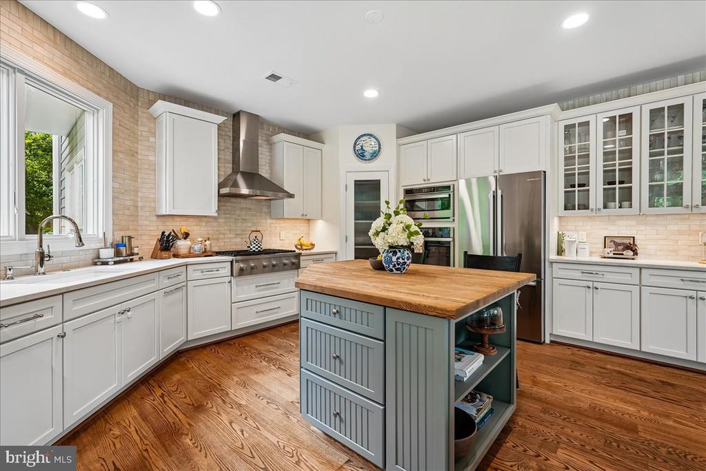 43625 EMERALD DUNES PLACE