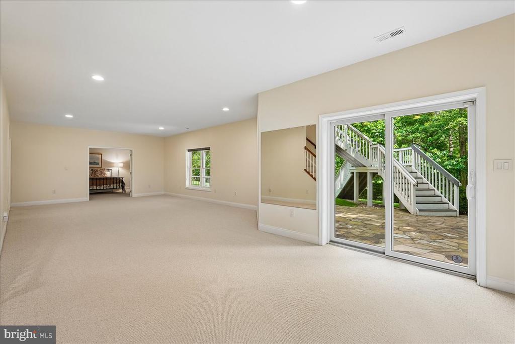 43625 EMERALD DUNES PLACE