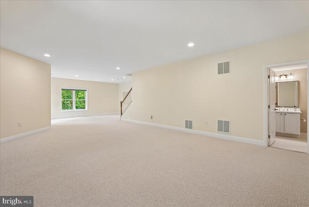 43625 EMERALD DUNES PLACE
