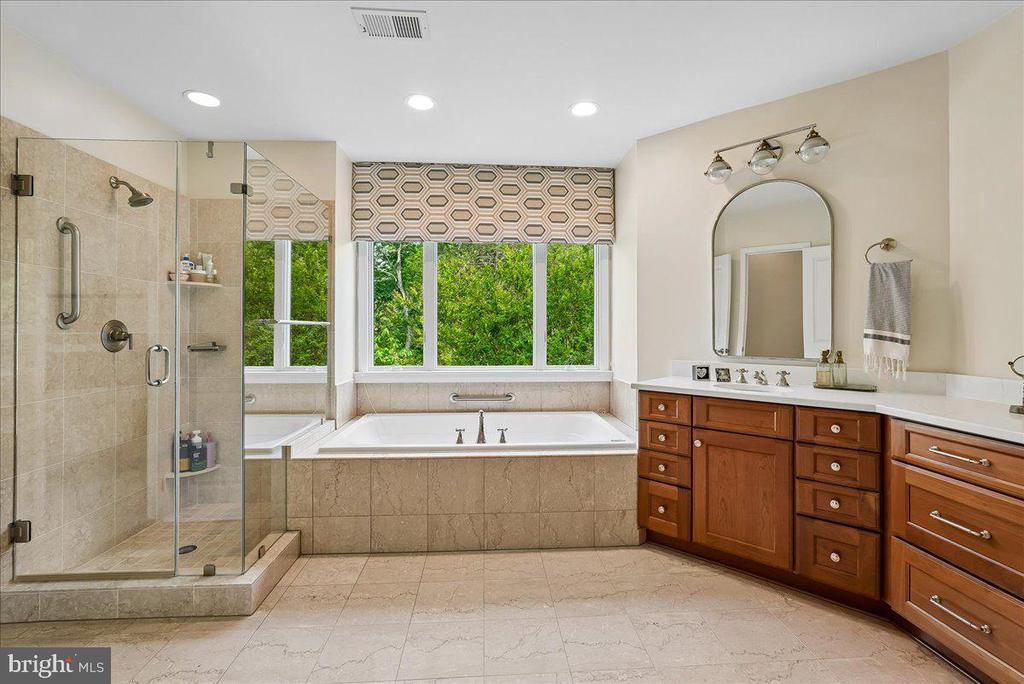 43625 EMERALD DUNES PLACE
