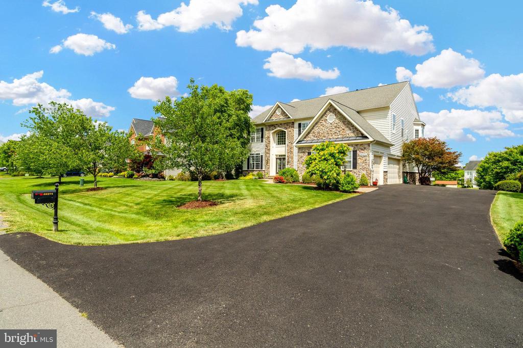22374 DOLOMITE HILLS DRIVE