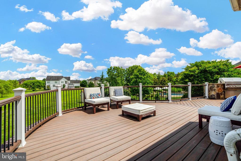 22374 DOLOMITE HILLS DRIVE