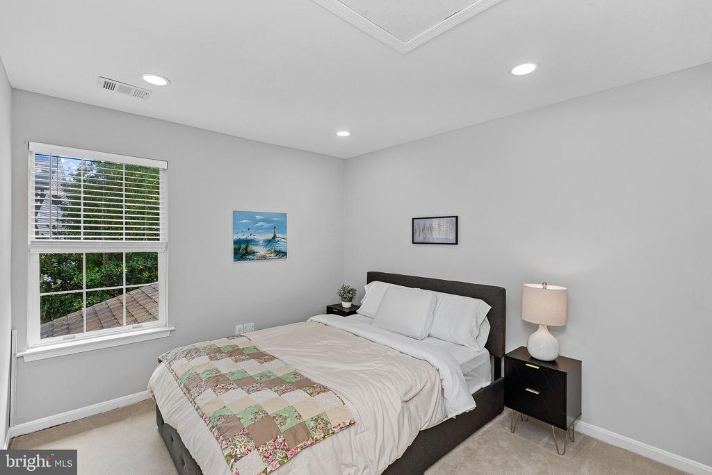 20358 FLUSHING MEADOWS COURT