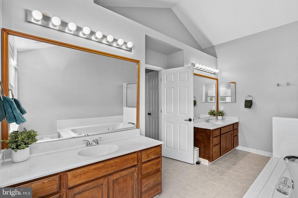 20358 FLUSHING MEADOWS COURT