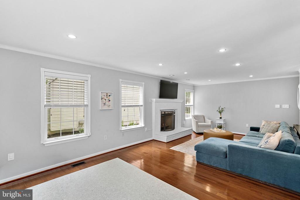 20358 FLUSHING MEADOWS COURT