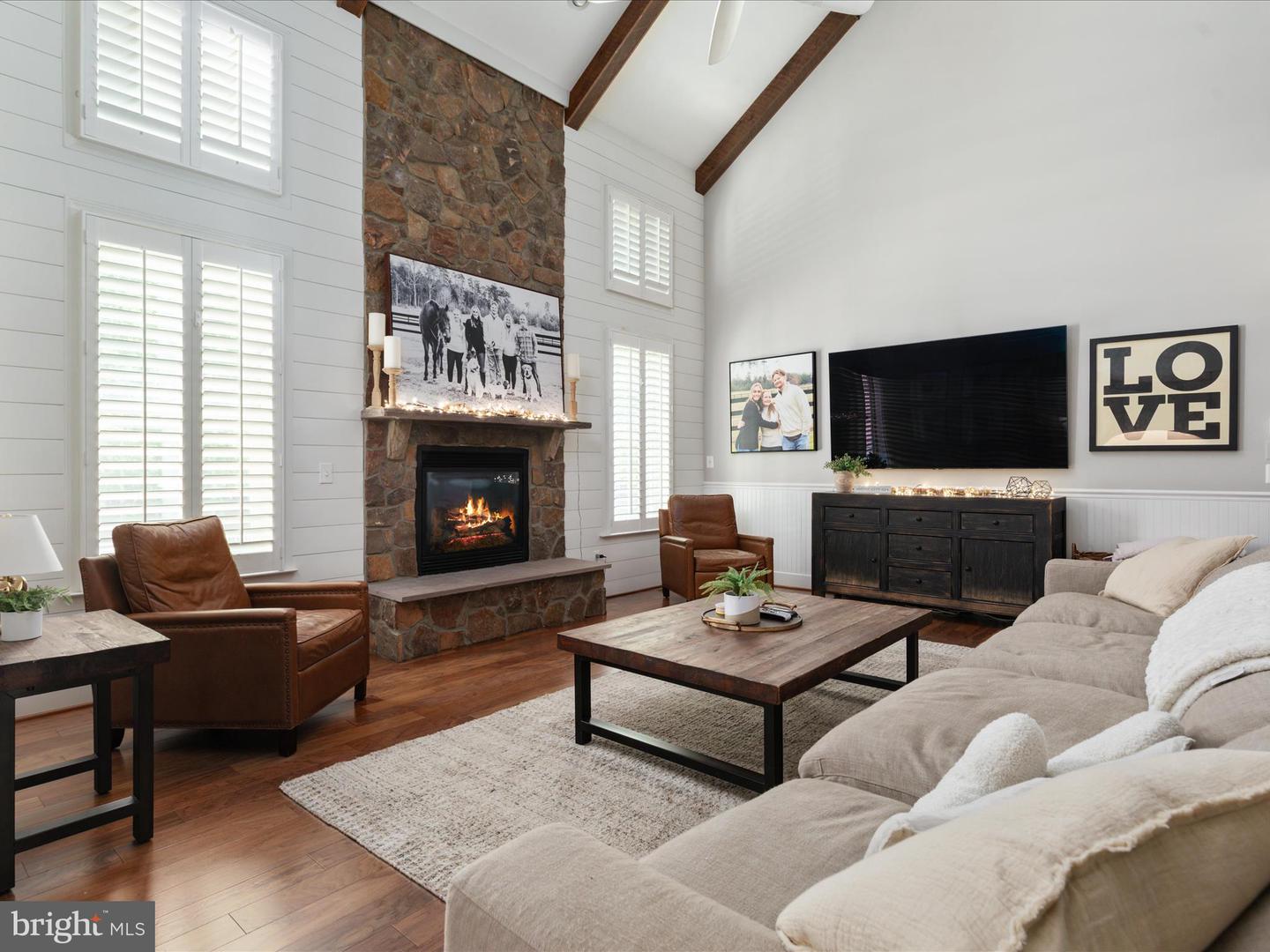 14475 Bluff Point Ct